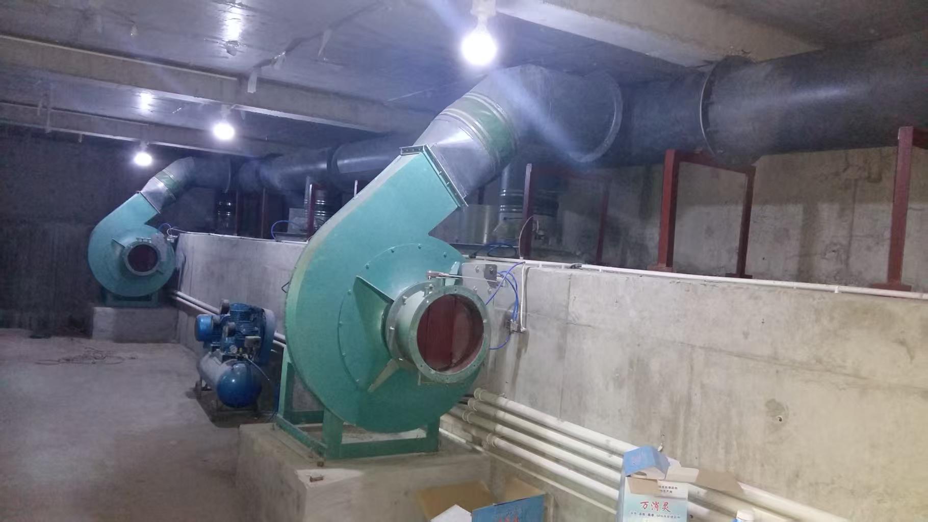 Рафтинг ривер строит оборудование