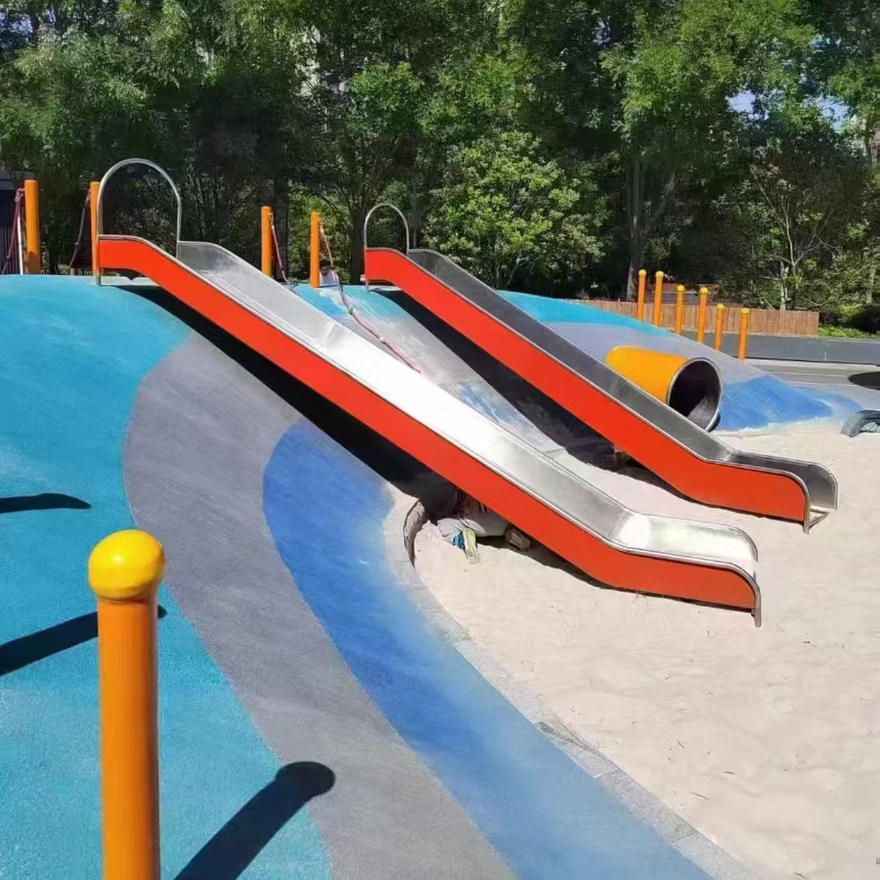 Слайд из нержавеющей стали