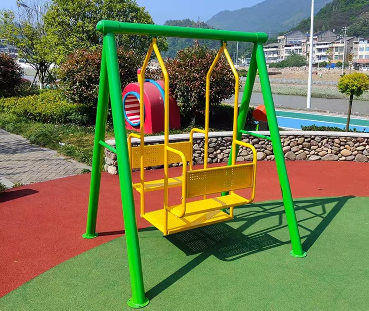 Покачаться на качелях