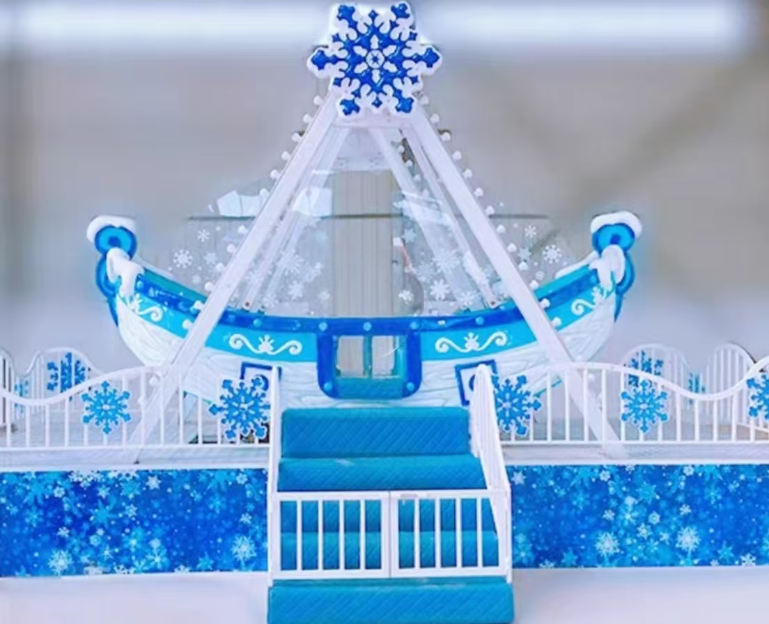 Пиратский корабль.