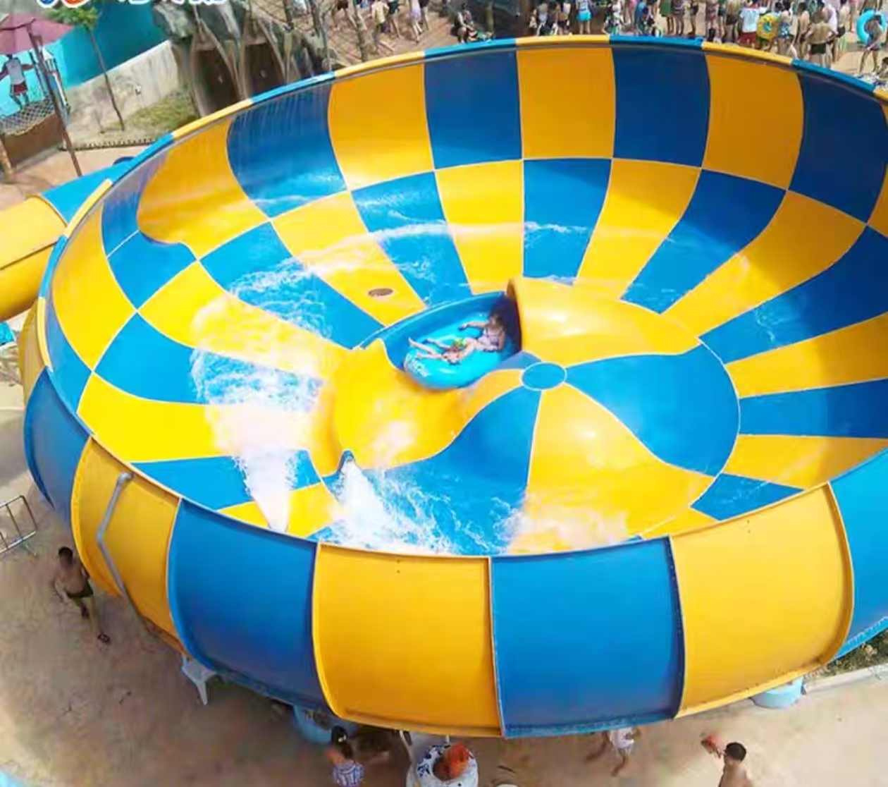 水上四人巨兽碗滑梯